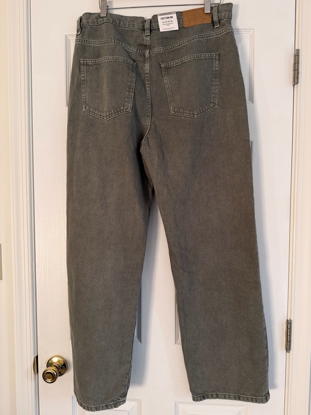 NWT Cotton On Loose Straight Women’s Jeans Smokey Green and Khaki Size US 12 - Picture 11 of 14